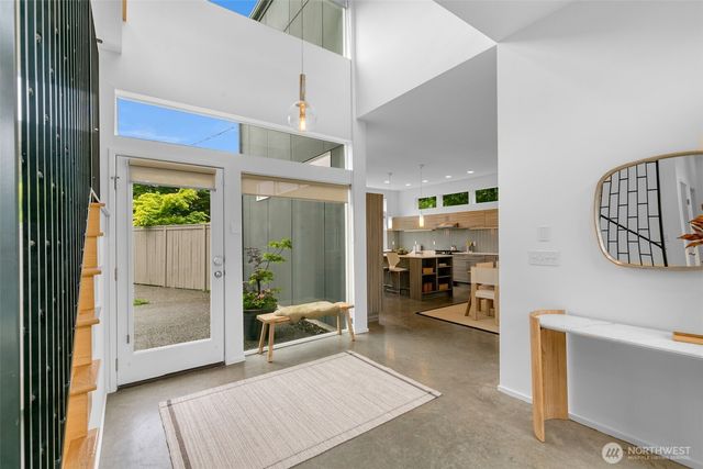 3200 E Republican Street, Seattle, WA 98112