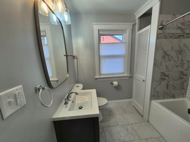 218 W 21st Street, Covington, KY 41014