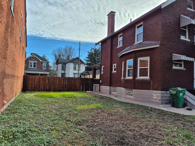 218 W 21st Street, Covington, KY 41014