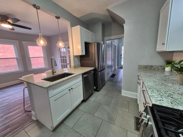 218 W 21st Street, Covington, KY 41014