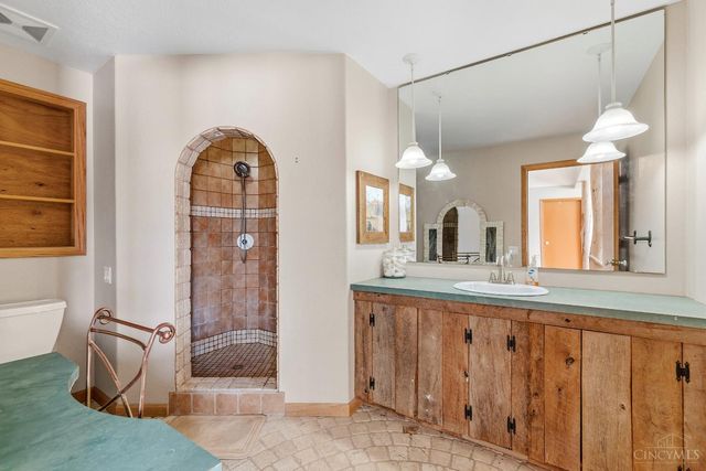 4520 Shepherds Way, Batavia, OH 45103