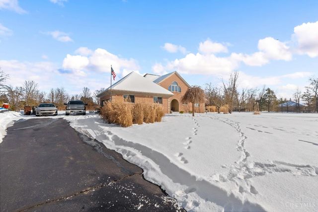 4520 Shepherds Way, Batavia, OH 45103