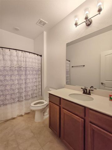 200 Fiddleneck RD, Marble Falls, TX 78654