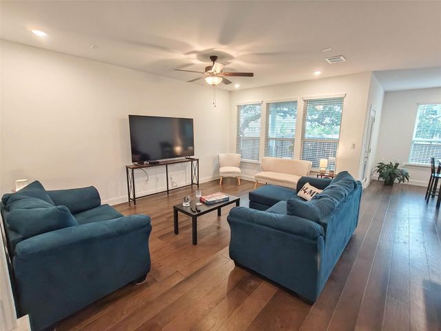 200 Fiddleneck RD, Marble Falls, TX 78654