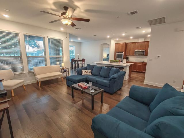 200 Fiddleneck RD, Marble Falls, TX 78654