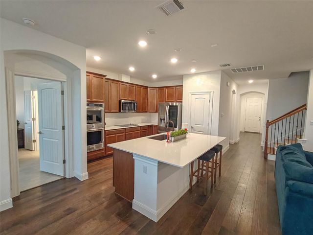 200 Fiddleneck RD, Marble Falls, TX 78654