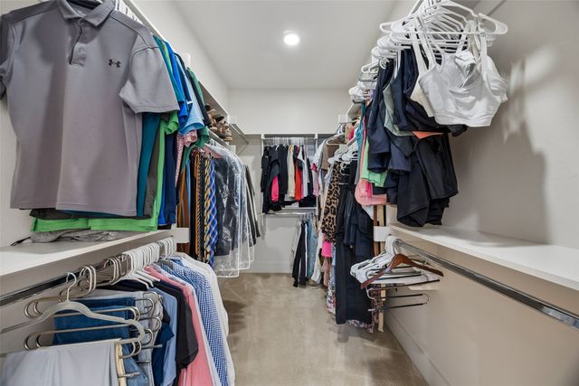 2715 Kimsey Drive 102, Dallas, TX 75235