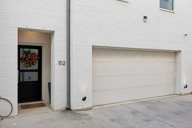 2715 Kimsey Drive 102, Dallas, TX 75235