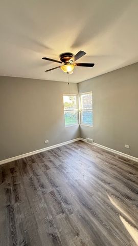 4401 S Homan Avenue, Chicago, IL 60632
