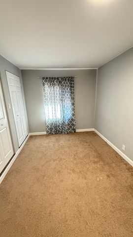 4401 S Homan Avenue, Chicago, IL 60632