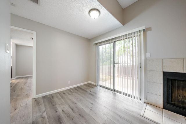 428 S Sailmaster ST B, Austin, TX 78734