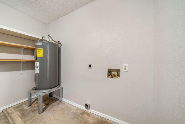 428 S Sailmaster ST B, Austin, TX 78734