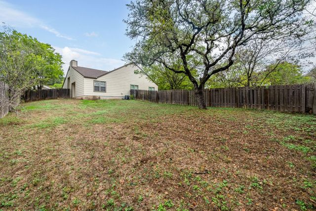 428 S Sailmaster ST B, Austin, TX 78734
