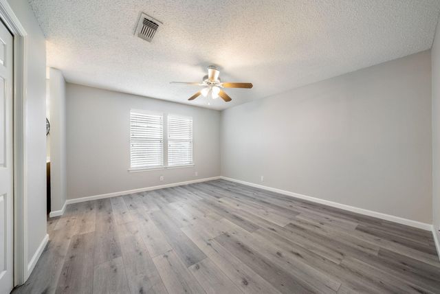428 S Sailmaster ST B, Austin, TX 78734