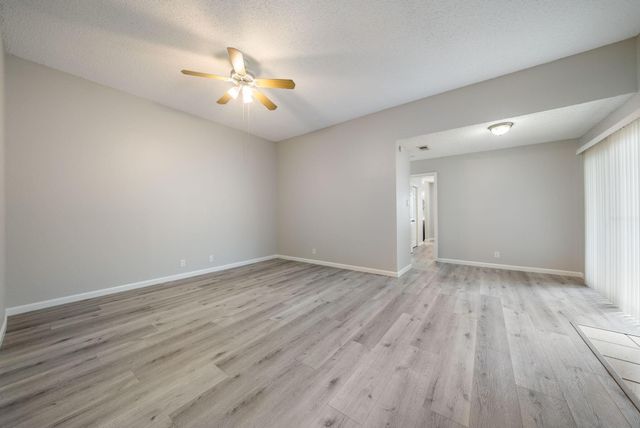 428 S Sailmaster ST B, Austin, TX 78734