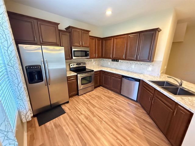 15350 OAK APPLE COURT 17B, Winter Garden, FL 34787