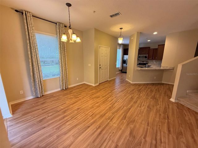 15350 OAK APPLE COURT 17B, Winter Garden, FL 34787
