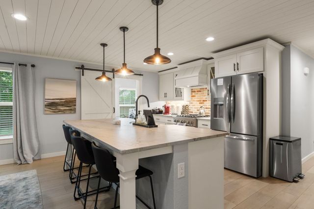 408 E Liberty Street, Pilot Point, TX 76258