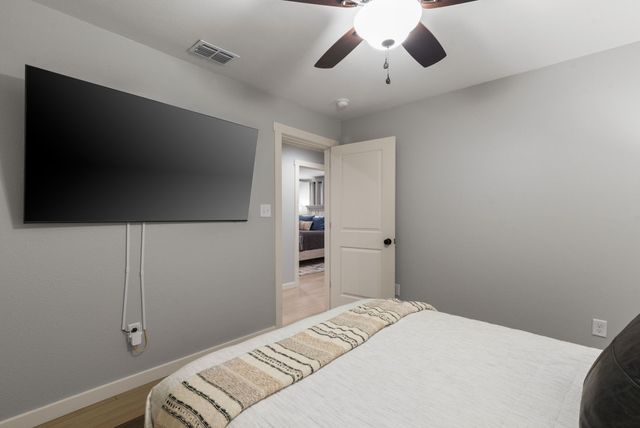 408 E Liberty Street, Pilot Point, TX 76258