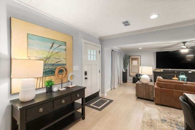 408 E Liberty Street, Pilot Point, TX 76258