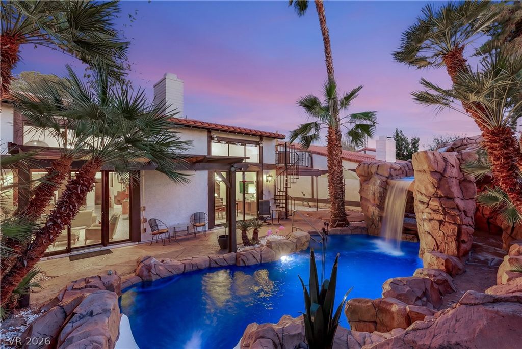 2100 Plaza Del Dios, Las Vegas, NV 89102 — exterior