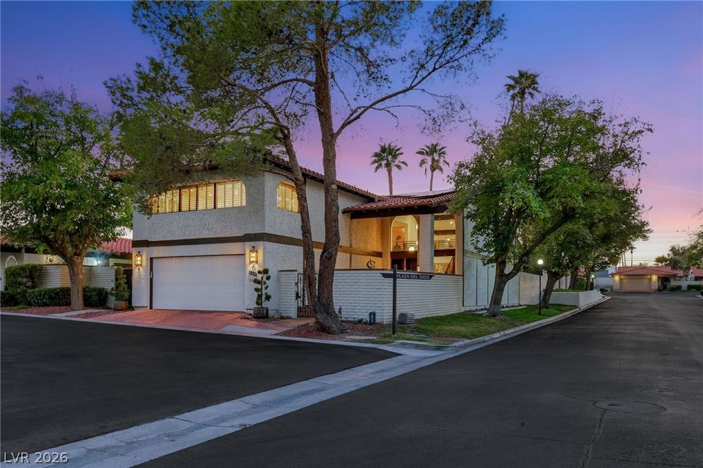 2100 Plaza Del Dios, Las Vegas, NV 89102 — photo 2