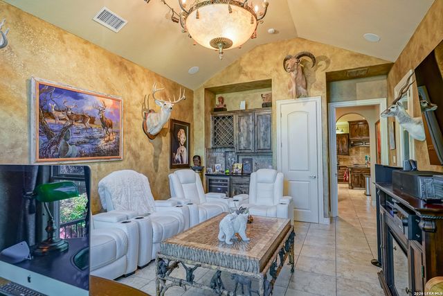 519 RIO SPGS, San Antonio, TX 78258