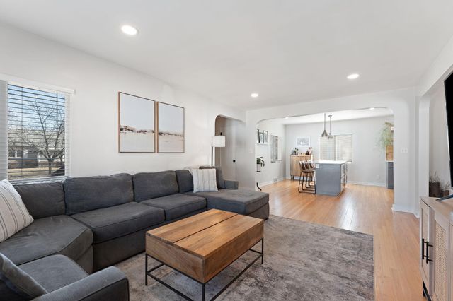 7344 Woodmar Avenue, Hammond, IN 46323