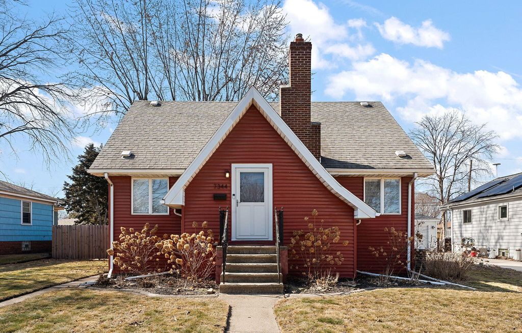 7344 Woodmar Avenue, Hammond, IN 46323