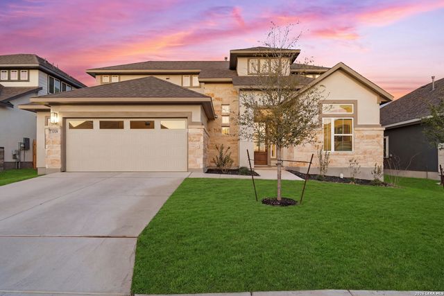 3709 Pin Oak Hills, Seguin, TX 78155