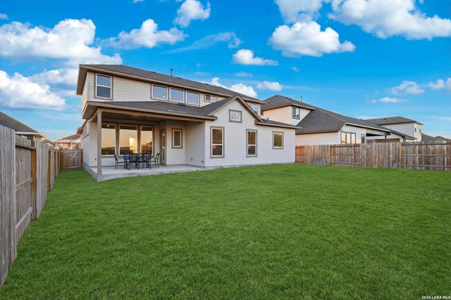 3709 Pin Oak Hills, Seguin, TX 78155