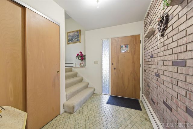 1575 Lin Lor Lane, Elgin, IL 60123