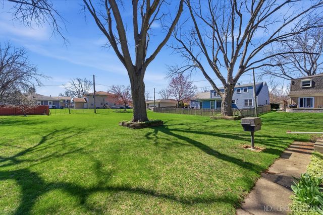 1575 Lin Lor Lane, Elgin, IL 60123