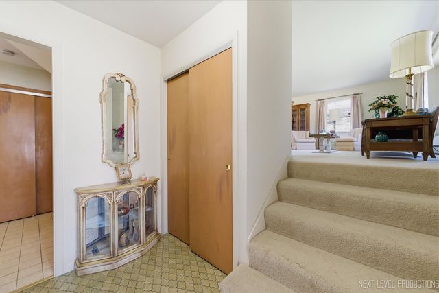 1575 Lin Lor Lane, Elgin, IL 60123