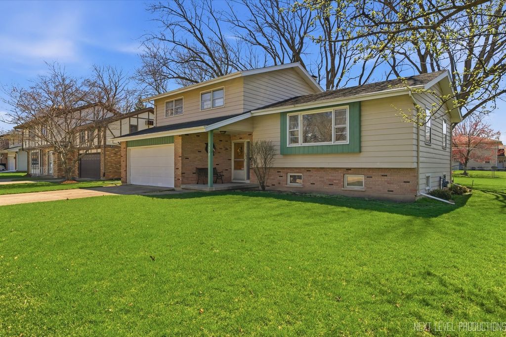 1575 Lin Lor Lane, Elgin, IL 60123