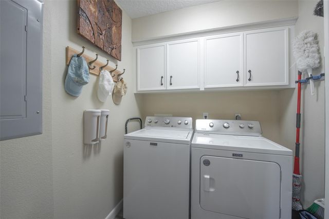 207 Easterly Drive, Tiki Island, TX 77554