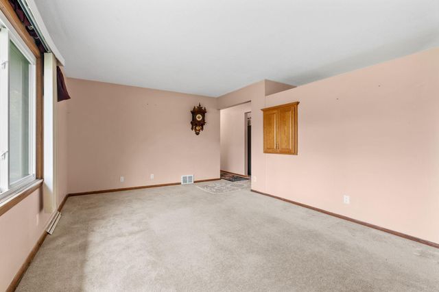 6324 Rolf Avenue, Edina, MN 55439