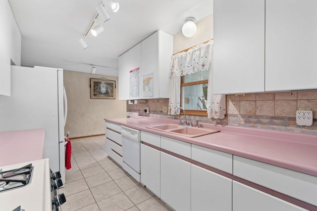 6324 Rolf Avenue, Edina, MN 55439
