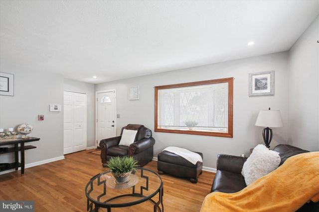 1418 HARBERSON RD, Catonsville, MD 21228