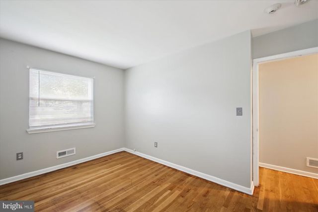 1418 HARBERSON RD, Catonsville, MD 21228