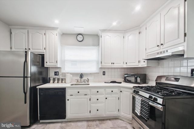 1418 HARBERSON RD, Catonsville, MD 21228