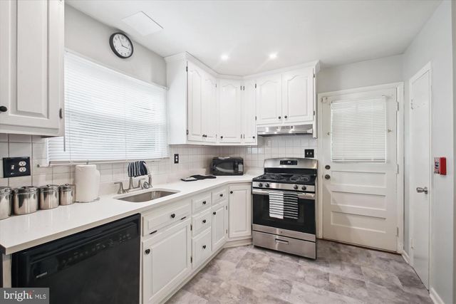 1418 HARBERSON RD, Catonsville, MD 21228
