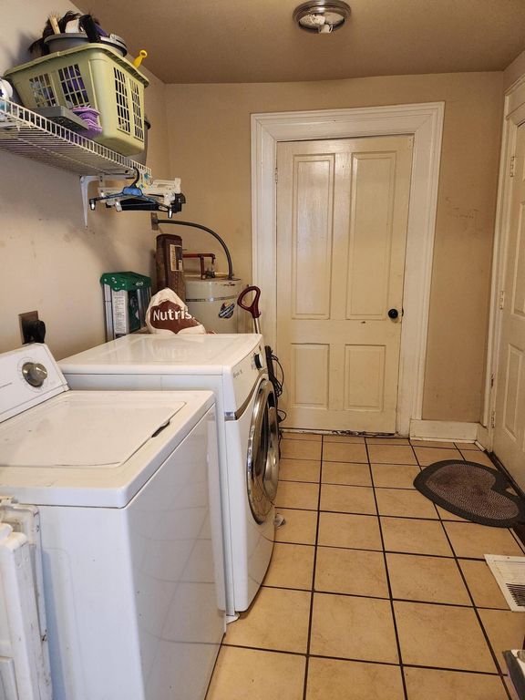 Image 41 of property listing at 107 Whitridge Lane, Saint George, SC 29477