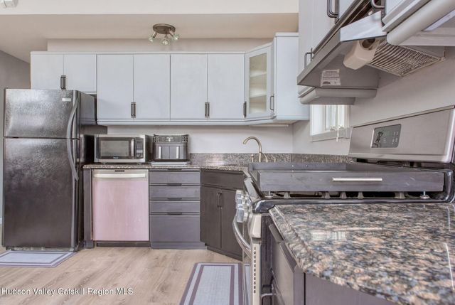 2931 Sleepy Hollow Road, Athens, NY 12015