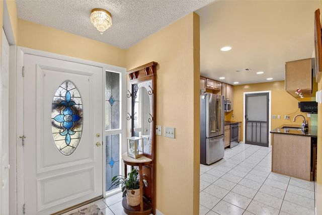 508 SOVEREIGN COURT, Tampa, FL 33613