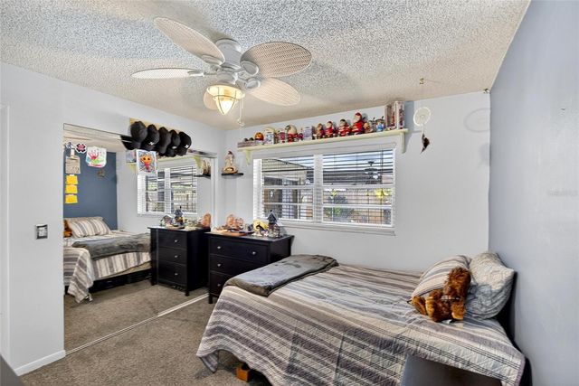 508 SOVEREIGN COURT, Tampa, FL 33613