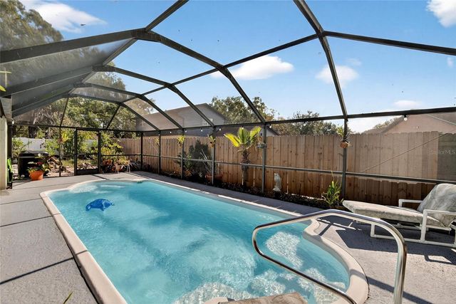 508 SOVEREIGN COURT, Tampa, FL 33613