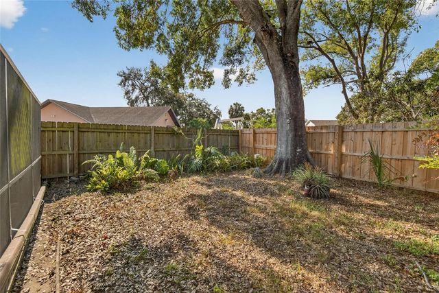 508 SOVEREIGN COURT, Tampa, FL 33613