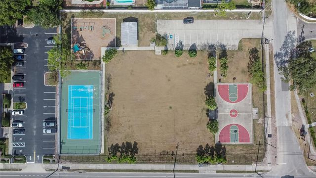 508 SOVEREIGN COURT, Tampa, FL 33613