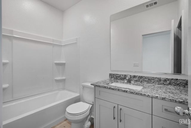 5123 Tachi Avenue, Bakersfield, CA 93306
